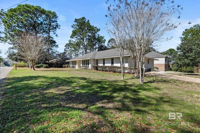 100 Dewitt Circle, Daphne, AL 36526