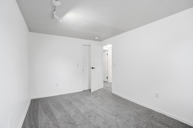 5007 Holbrook Drive, Columbus, OH 43232