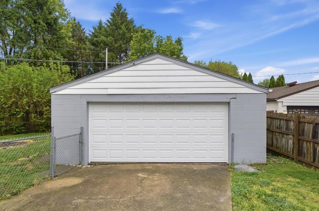 5007 Holbrook Drive, Columbus, OH 43232