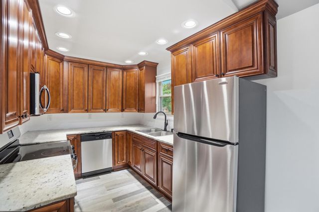 5007 Holbrook Drive, Columbus, OH 43232