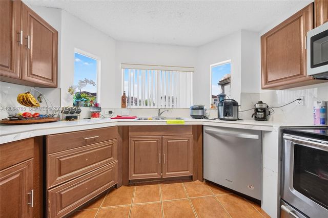 14137 SW 164th Terrace, Miami, FL 33177