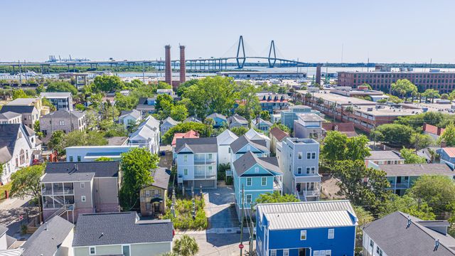 52 Aiken Street Apt A, Charleston, SC 29403