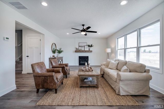 4874 Whittlebury Drive, Fort Wayne, IN 46818