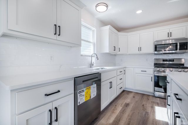 4874 Whittlebury Drive, Fort Wayne, IN 46818