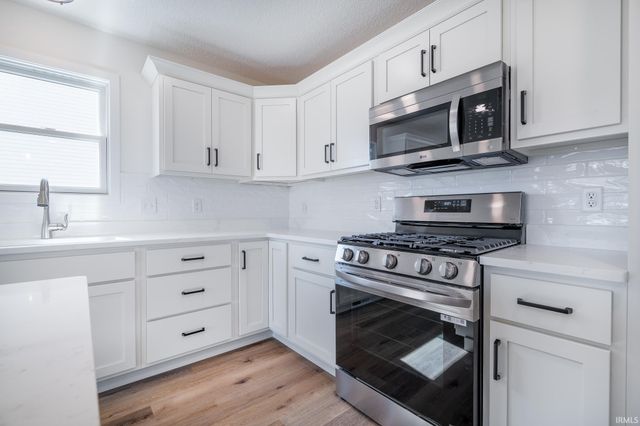 4874 Whittlebury Drive, Fort Wayne, IN 46818