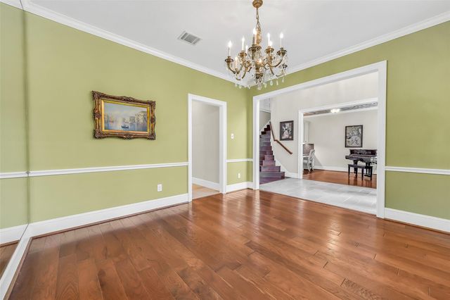 210 Trail Bend Lane, Friendswood, TX 77546