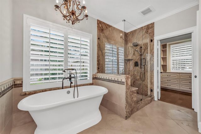 210 Trail Bend Lane, Friendswood, TX 77546