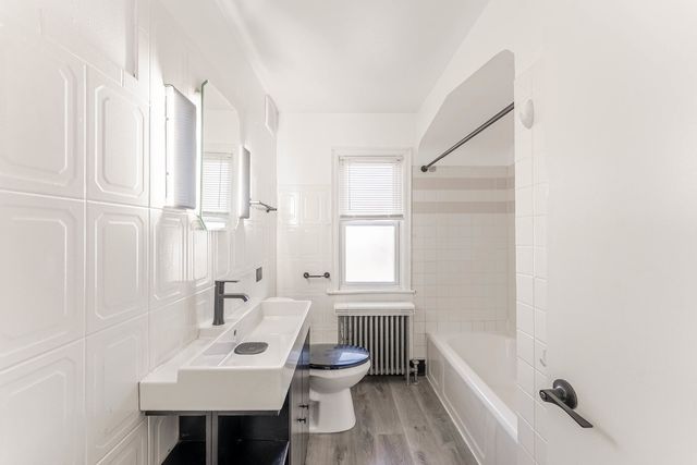 2345 Ridgeland Avenue 2, Berwyn, IL 60402