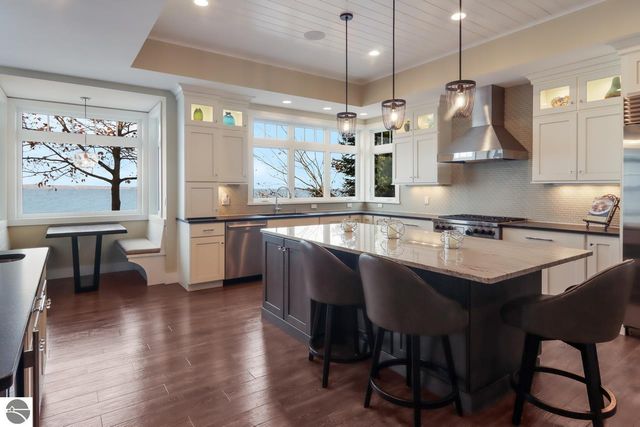 2755 Shore Wood Drive, Traverse City, MI 49686