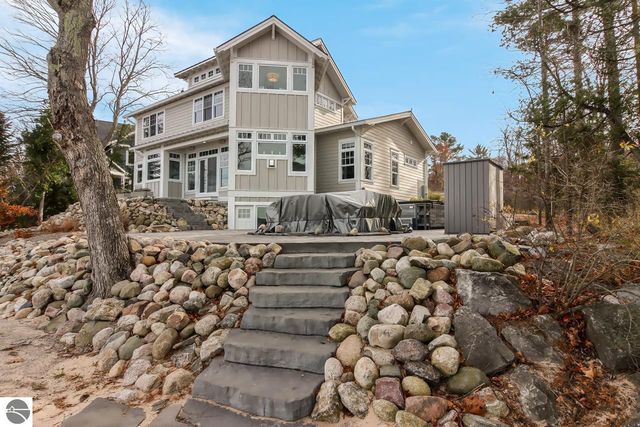 2755 Shore Wood Drive, Traverse City, MI 49686
