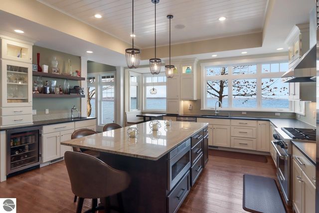 2755 Shore Wood Drive, Traverse City, MI 49686