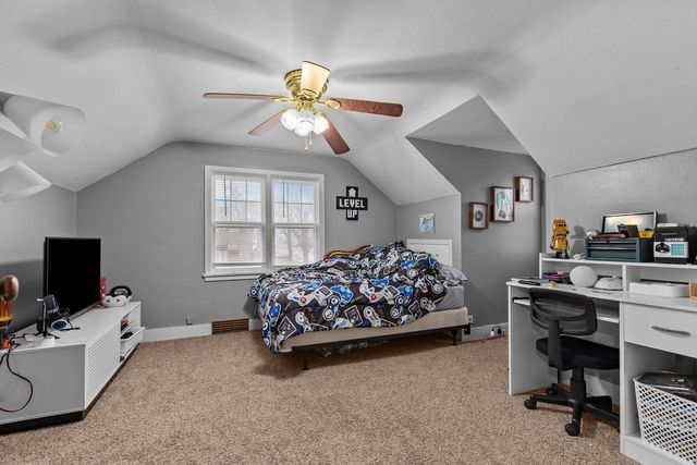 330 GROVE STREET, Manawa, WI 54949