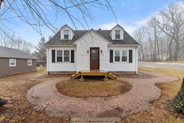 330 GROVE STREET, Manawa, WI 54949