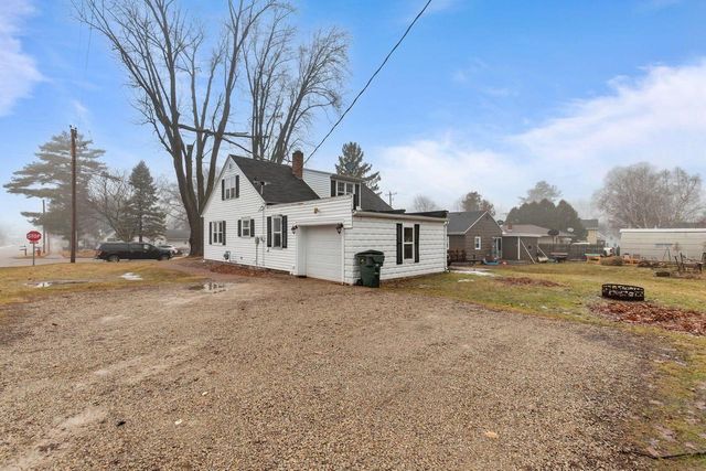 330 GROVE STREET, Manawa, WI 54949