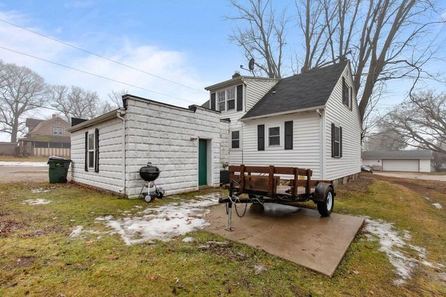 330 GROVE STREET, Manawa, WI 54949