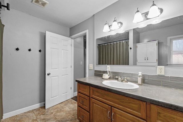 330 GROVE STREET, Manawa, WI 54949