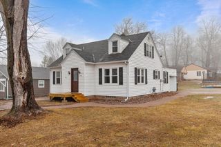 330 GROVE STREET, Manawa, WI 54949