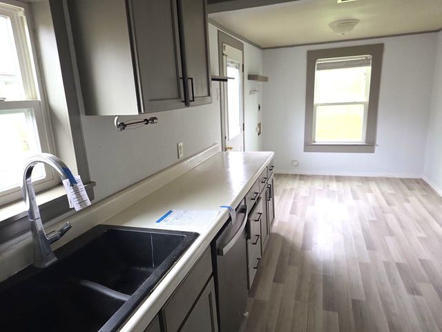 612 N Adelaide Street, Terrell, TX 75160