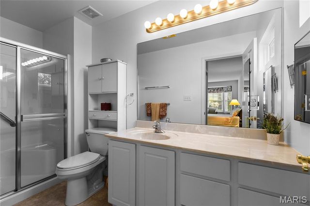 10140 Shapfield Lane, Affton, MO 63123