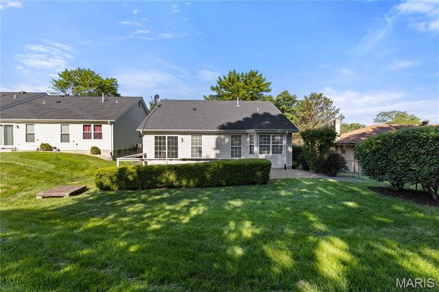 10140 Shapfield Lane, Affton, MO 63123