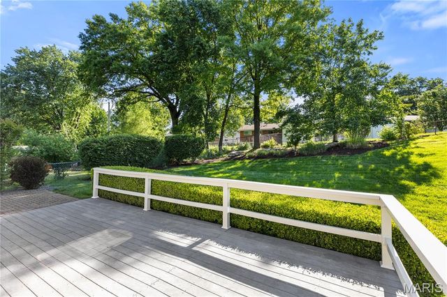 10140 Shapfield Lane, Affton, MO 63123