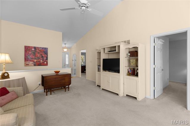 10140 Shapfield Lane, Affton, MO 63123