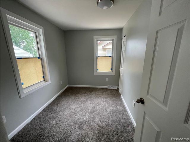 818 Cedar Street, Pontiac, MI 48342