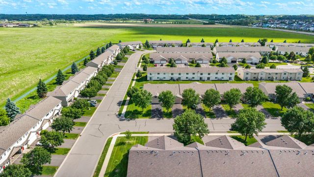 4244 Jarmann Lane, Shakopee, MN 55379