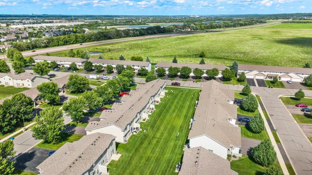 4244 Jarmann Lane, Shakopee, MN 55379