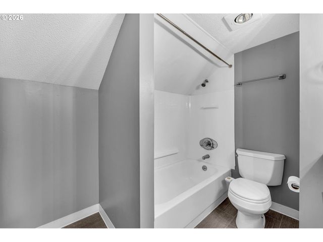 6424 Se 57TH Ave, Portland, OR 97206