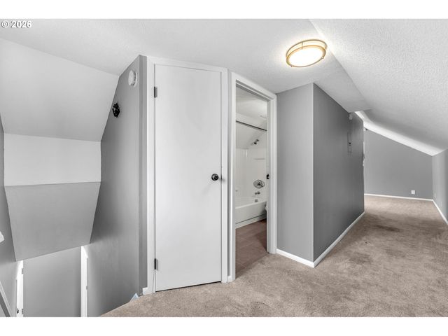 6424 Se 57TH Ave, Portland, OR 97206