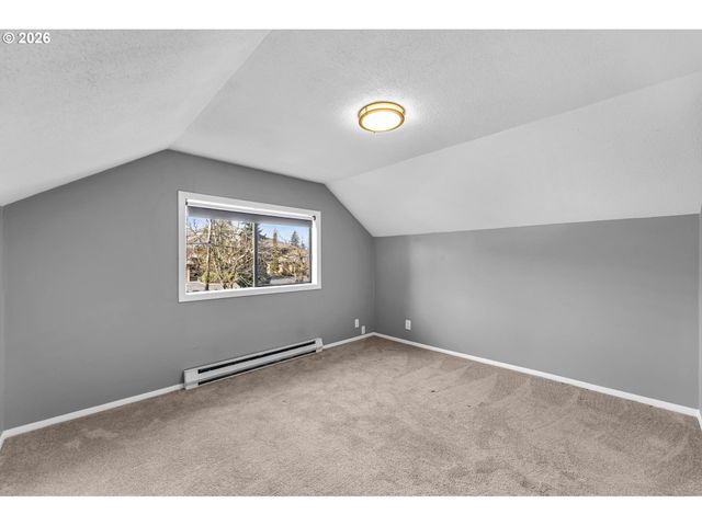 6424 Se 57TH Ave, Portland, OR 97206