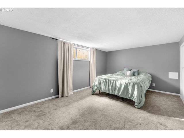 6424 Se 57TH Ave, Portland, OR 97206