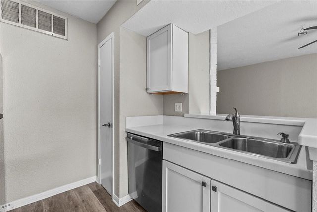 250 El Dorado Boulevard 144, Houston, TX 77598