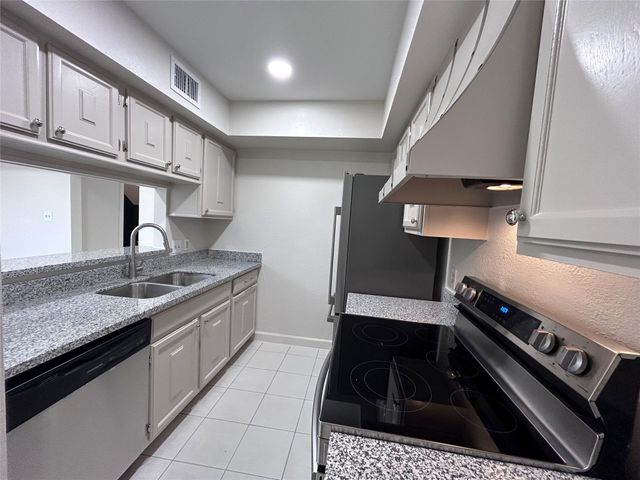 8101 Amelia Road 507, Houston, TX 77055