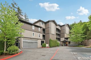 18609 SE Newport Way #107, Issaquah, WA 98027