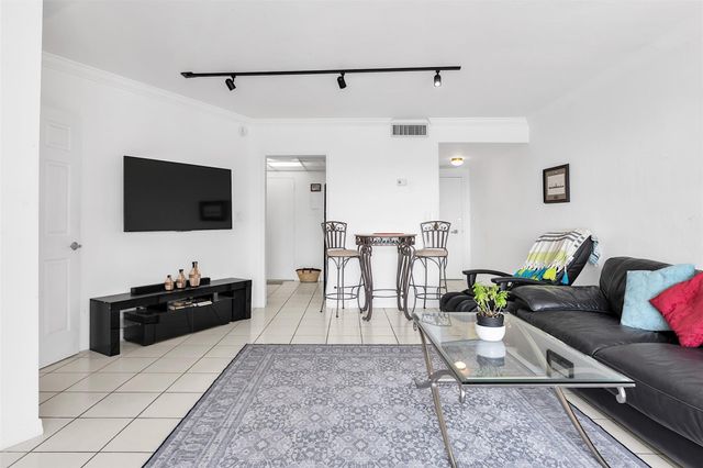 3700 Galt Ocean Drive Unit 1102, Fort Lauderdale, FL 33308