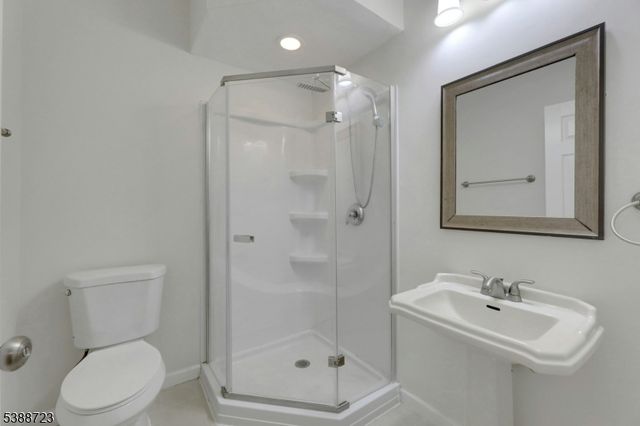 19 Courtland Dr, Wantage Twp., NJ 07461