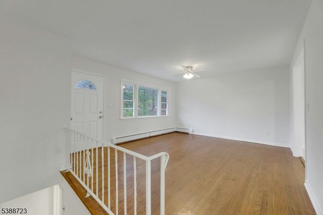 19 Courtland Dr, Wantage Twp., NJ 07461