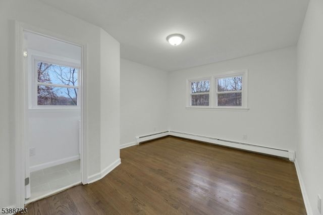 19 Courtland Dr, Wantage Twp., NJ 07461