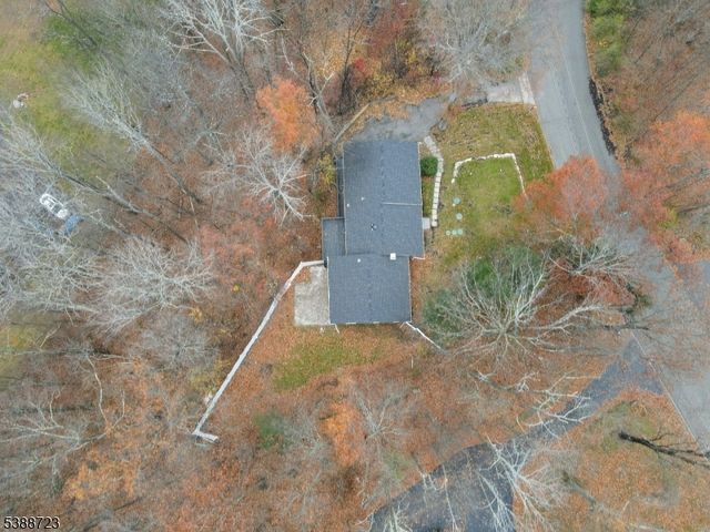 19 Courtland Dr, Wantage Twp., NJ 07461