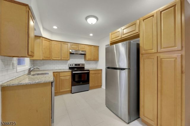 19 Courtland Dr, Wantage Twp., NJ 07461