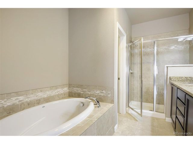 9004 E Caley Way, Englewood, CO 80111