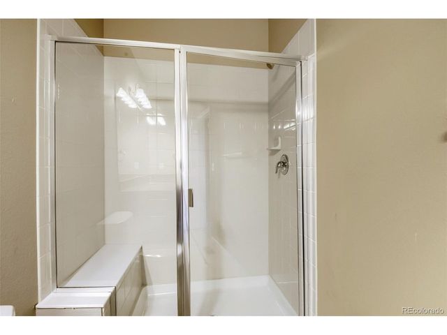 9004 E Caley Way, Englewood, CO 80111