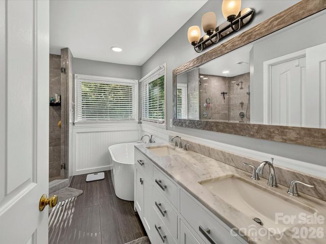 4411 Poplar Grove Drive, Charlotte, NC 28269