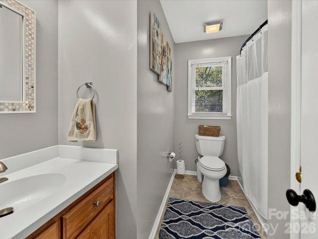 4411 Poplar Grove Drive, Charlotte, NC 28269