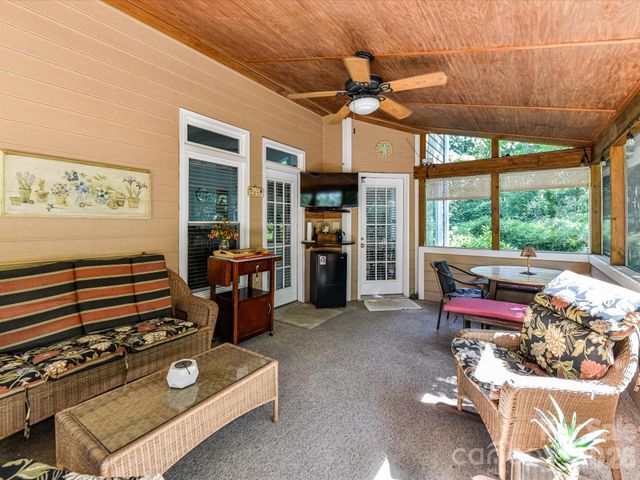 4411 Poplar Grove Drive, Charlotte, NC 28269