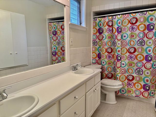 1641 Sanford Street, Muskegon, MI 49441