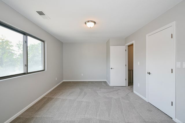 140 Thompson Street APT 16E, East Haven, CT 06513