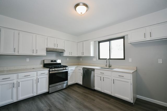 140 Thompson Street APT 16E, East Haven, CT 06513